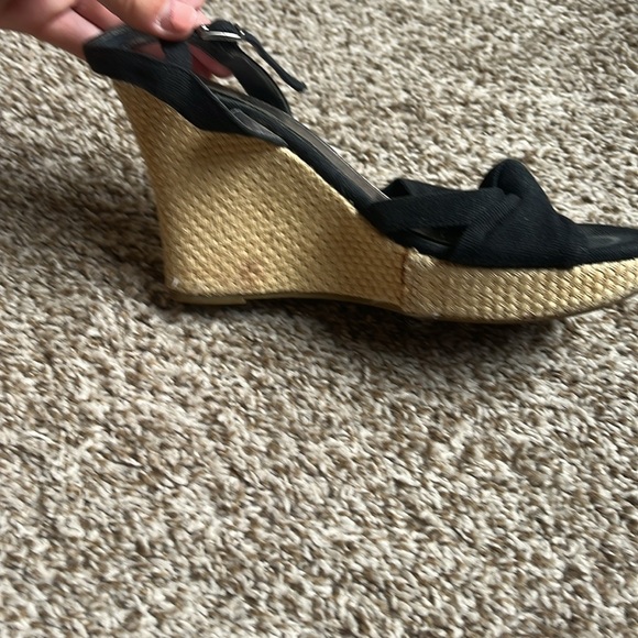 MIA 2 size 8 Black and Tan Wedges - Picture 4 of 10